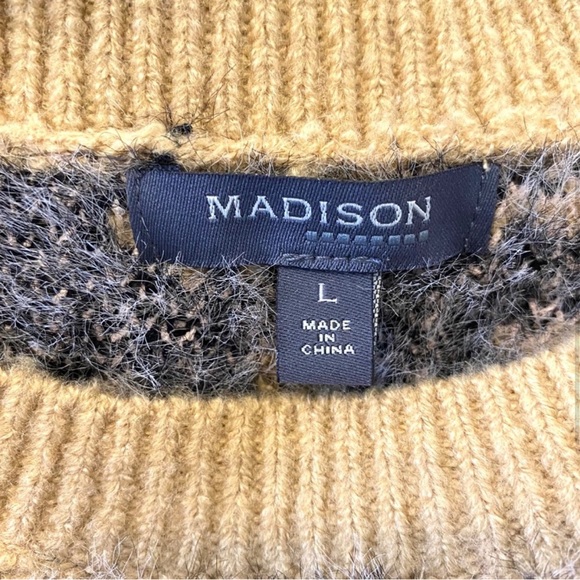 EUC Madison Super-Soft “Eyelash” Mixed Pattern Sweater w/Animal Print & Stripes - Picture 3 of 6